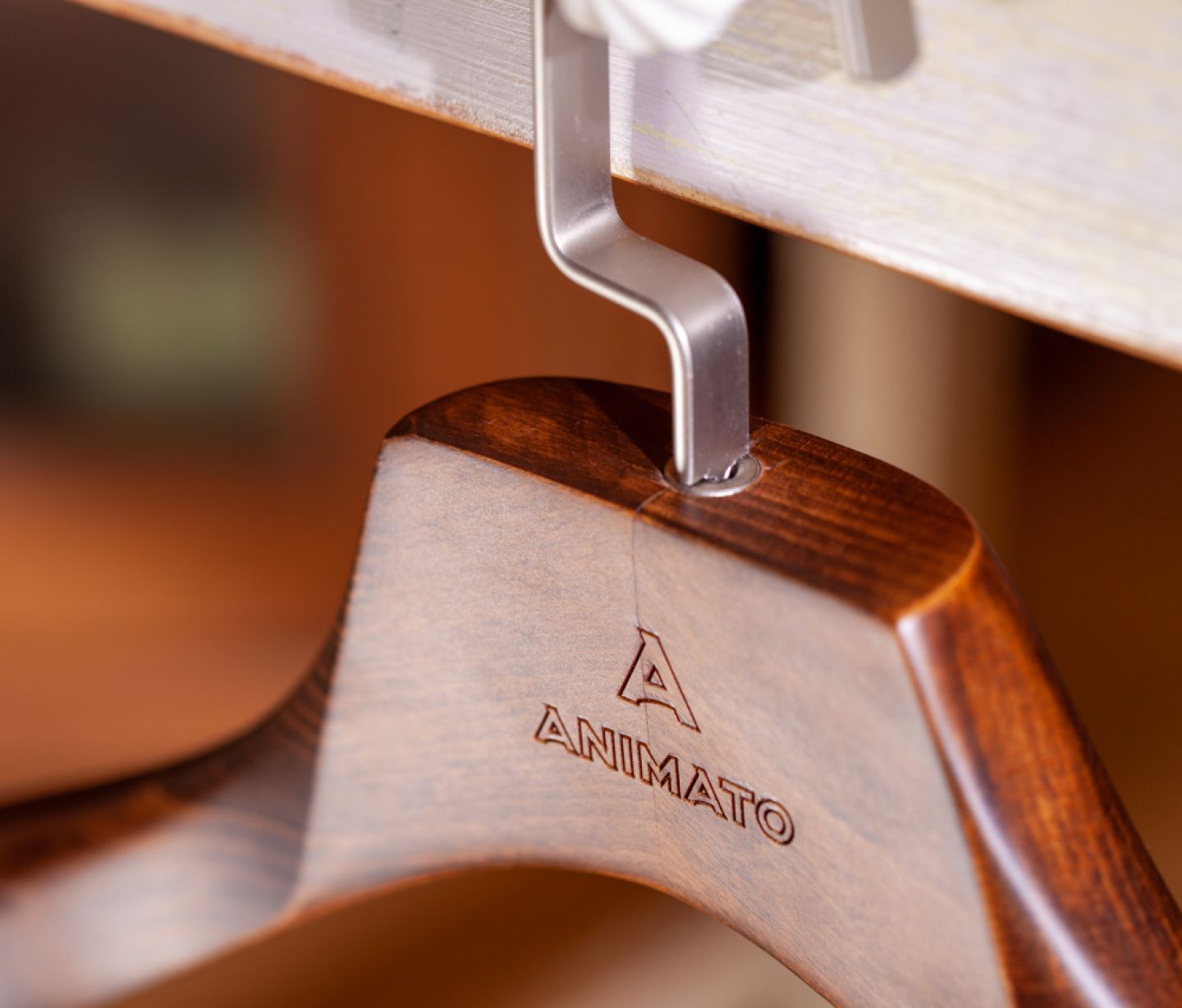Kleiderbügel mit Gravur für Sakko Kleiderbügel mit Gravur für Sakko
